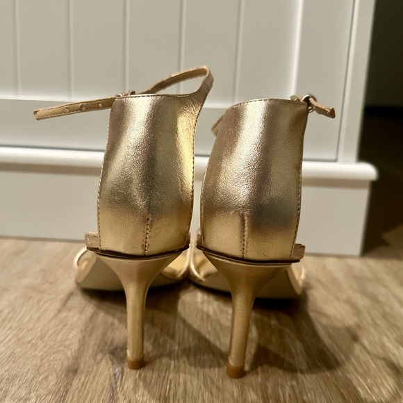 Reformation Gigi Strappy Mid Heel Sandals Gold Size 9 - Picture 7 of 10